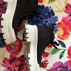 Black Women's Steve Madden High-Top Sneakers